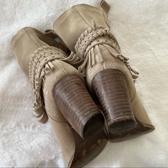 Shyanne Western Fringe Ankle Heeled Boots - Picture 9 of 10